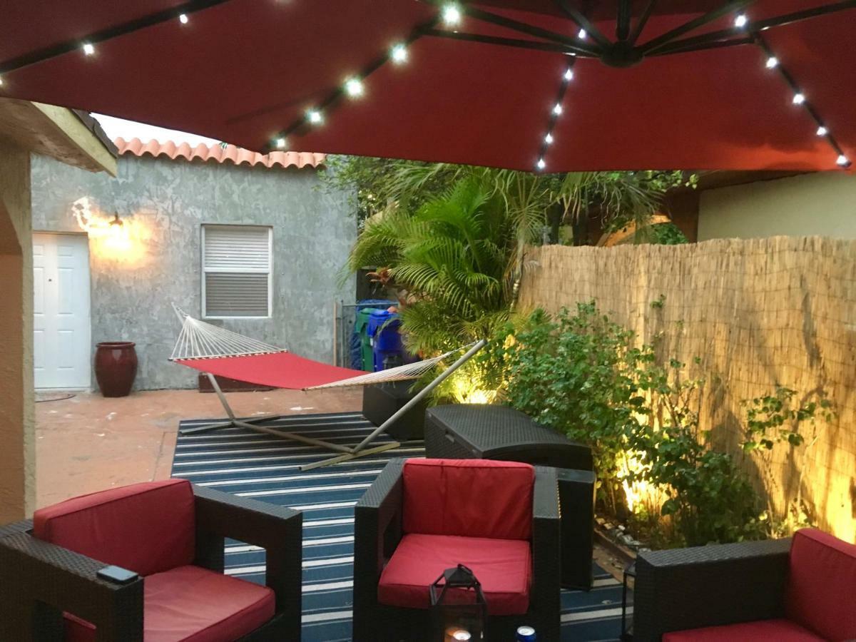 A Suite Retreat Miami Exterior photo